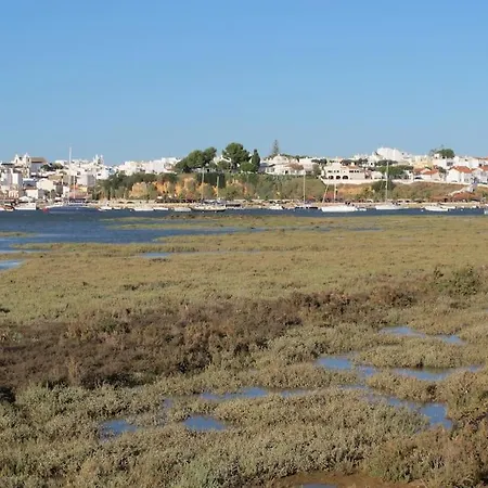 Montes De - 1bdr - 5 Min From The