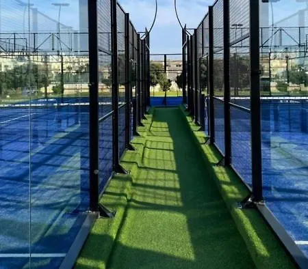 Montes De - 1bdr - 5 Min From The אלבור