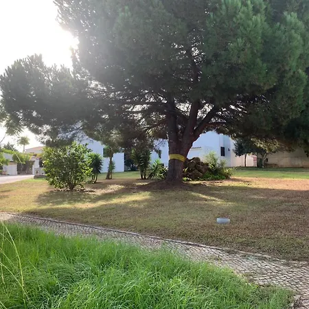 Montes De - 1bdr - 5 Min From The *