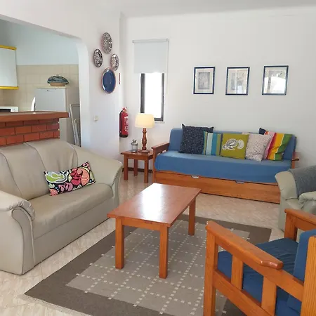Montes De - 1bdr - 5 Min From The Holiday home *