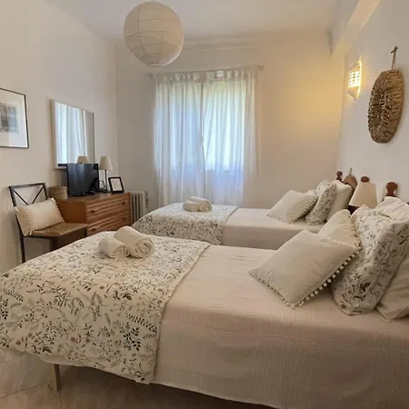 Montes De - 1bdr - 5 Min From The * אלבור